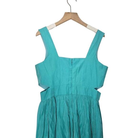 Keepsake the Label Fit and Flare Side Cutout Dress Size Medium - Picture 6 of 9